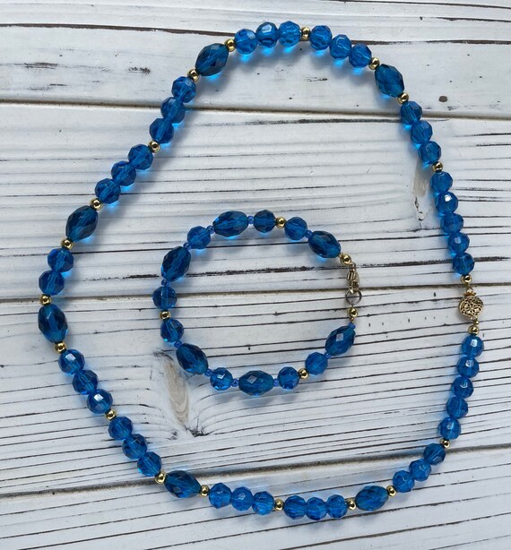 Vintage Blue Aurora Borealis Necklace and Bracelet - image 4