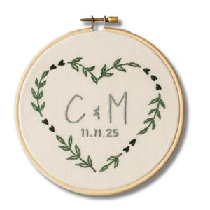 Benutzerdefinierte Herz Hochzeit Initialen Hand Stickmuster - personalisierte Hochzeit Stickerei PDF - benutzerdefinierte Hochzeitsdesign -Engagement Geschenkidee