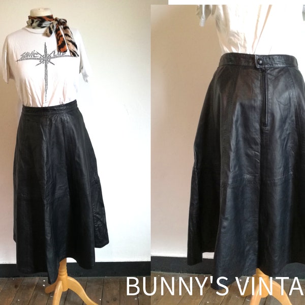 vintage French black leather full skirt women's 80s 1980s 31 inch high waist M
