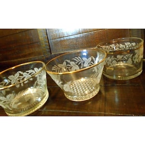 Lot of 3 Bartlett Collins Clear Crystal Glass Fruit Serving Bowls Frosted Grapevine Gold Rim 1940&#39;s No Damage