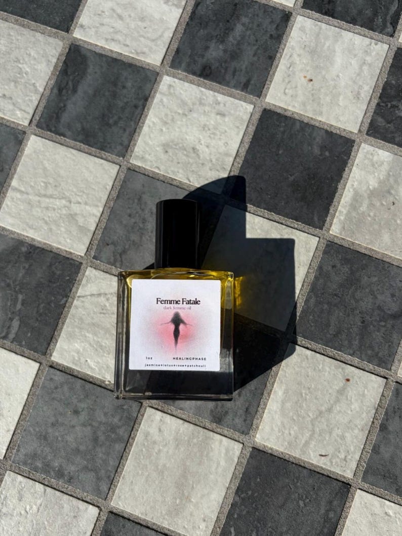 Femme Fatale Perfume Oil | Dark Feminine Energy, Attraction, Confidence (1oz) image 2