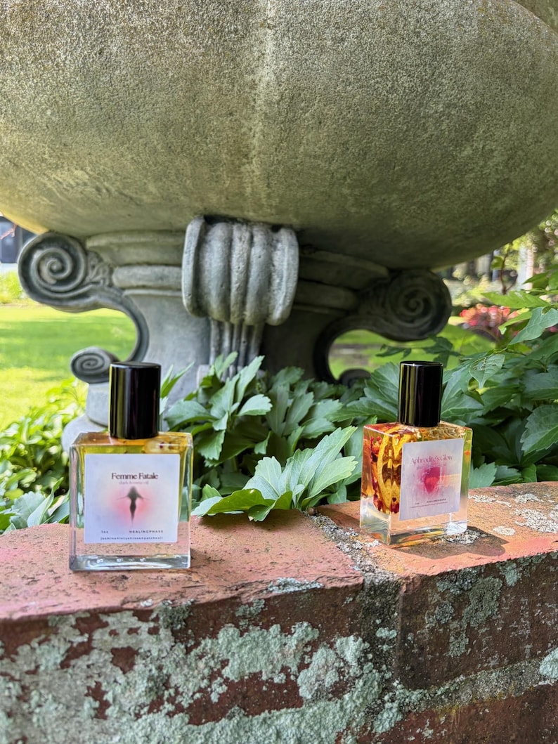Femme Fatale Perfume Oil | Dark Feminine Energy, Attraction, Confidence (1oz) image 6