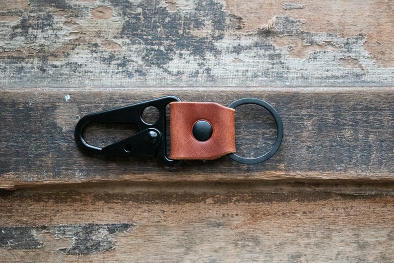 Leather Clip Keychain, Handmade Leather Keychain, EDC Keychain, Premium Leather Keychain, Tactical Keychain, Minimalist Key fob English Tan