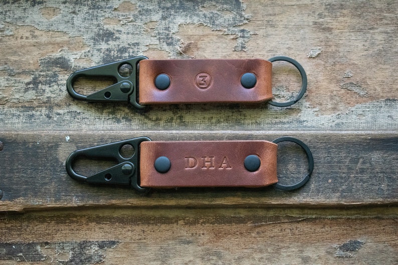 Personalized Leather Keychain, Leather Clip Keychain, EDC Keychain, Premium Leather Keychain, Tactical Keychain, Personalized Key fob, Gifts English Tan