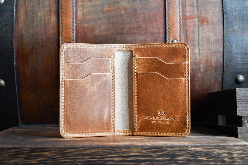 The Russell Wayne Premium Leather Handmade Wallet, Vertical Minimalist Bifold Card Holder, Horween Personalized Wallet, Gift for him her Natural