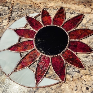 Patrón de vitral de sol y luna en formato PDF