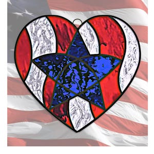 Modèle de vitrail coeur patriotique
