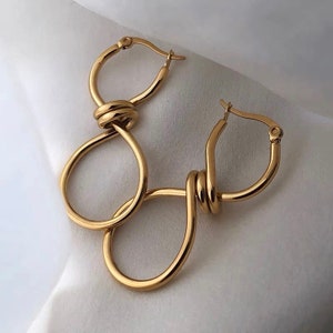 Irregular Twisted Earrings. Twisted Earrings. Hoop Earrings. 18k Gold Hoop Earrings. Non Tarnish