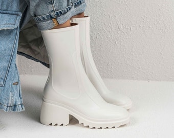 Luscious London Ravi White Waterproof Zip Ankle Boots