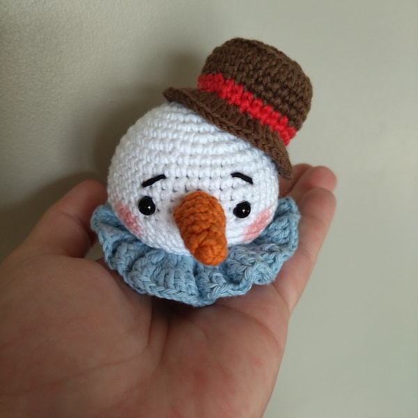 Décoration bonhomme de neige au crochet