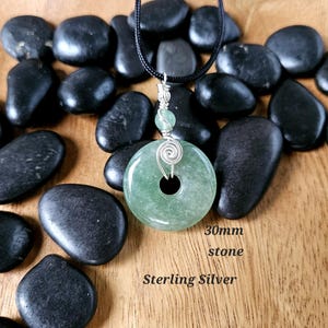 Green Aventurine 30mm donut pi stone pendant, 925 Sterling Silver, wire-wrapped pendant, Adjustable necklace