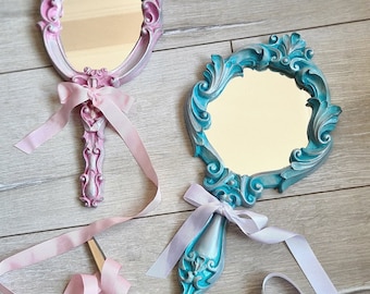 Espejo ovalado rosa y azul hecho a mano: decoración de pared vintage
