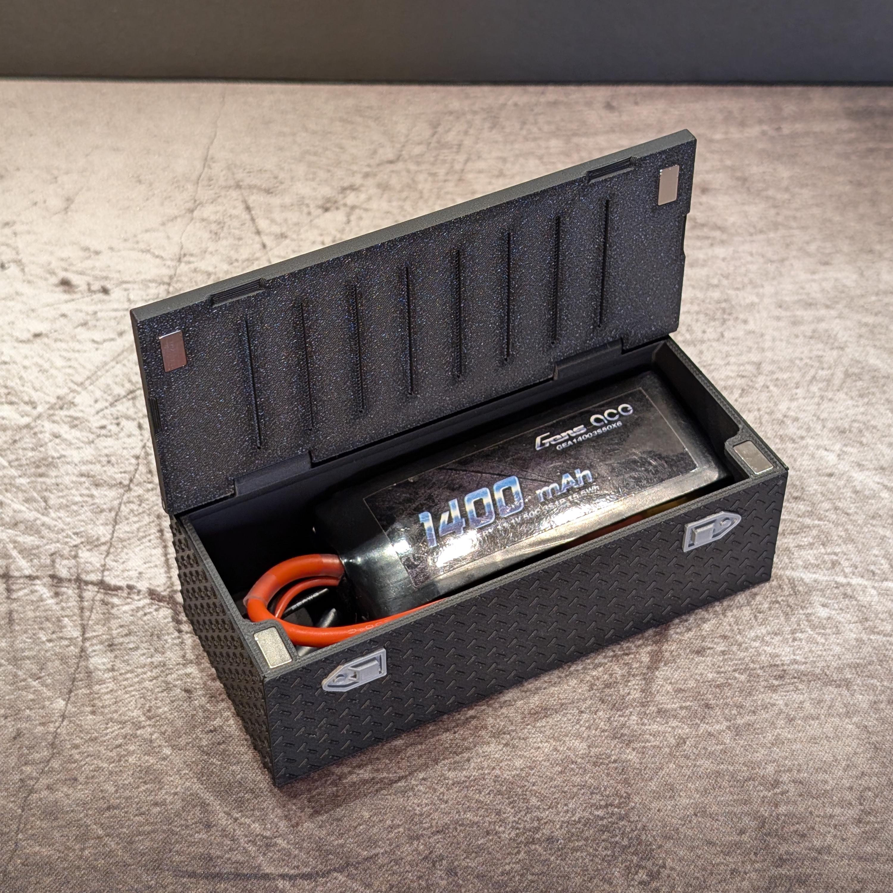 Universal Compact Battery Box With Magnetic Locks (model 001) - Etsy