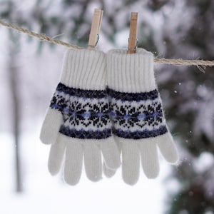 Natural Sheep Wool Gloves, Children Girl/Boy, Snowflake, Handmade, Eco-Friendly, Very Warm and Soft, Winter/Autumn/Spring, Ideal for gift Blue