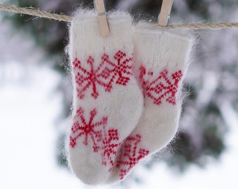 Goat down socks, Kid/Children, 100% Handmade, Eco-friendly and very warm product, Soft fabric, Perfect for winter, Hypoallergenic,Ideal gift