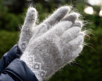 Goat down gloves, 100% Handmade, Soft, Eco-responsible product and very warm for winter, Hypoallergenic, Trendy, Man, Men, Ideal for gift