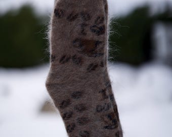 Goat down socks, Coffee, 100% Handmade, Eco-friendly and very warm product, Super Soft fabric, Perfect for winter, Hypoallergenic,Ideal gift