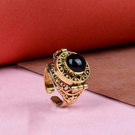 Black Onyx Gold Plated Ring, Box Ring, Compartment Ring, Secret Box Ring, Poison Ring, Secret Message Ring, Poisoner Ring, Statement Ring