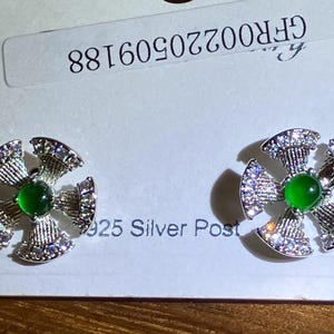 Type A Natural Myanmar /Imperial Green Jadeite Jade Cabochon Simple Floral Ear Studs, s925 Silver/green jadeite H6