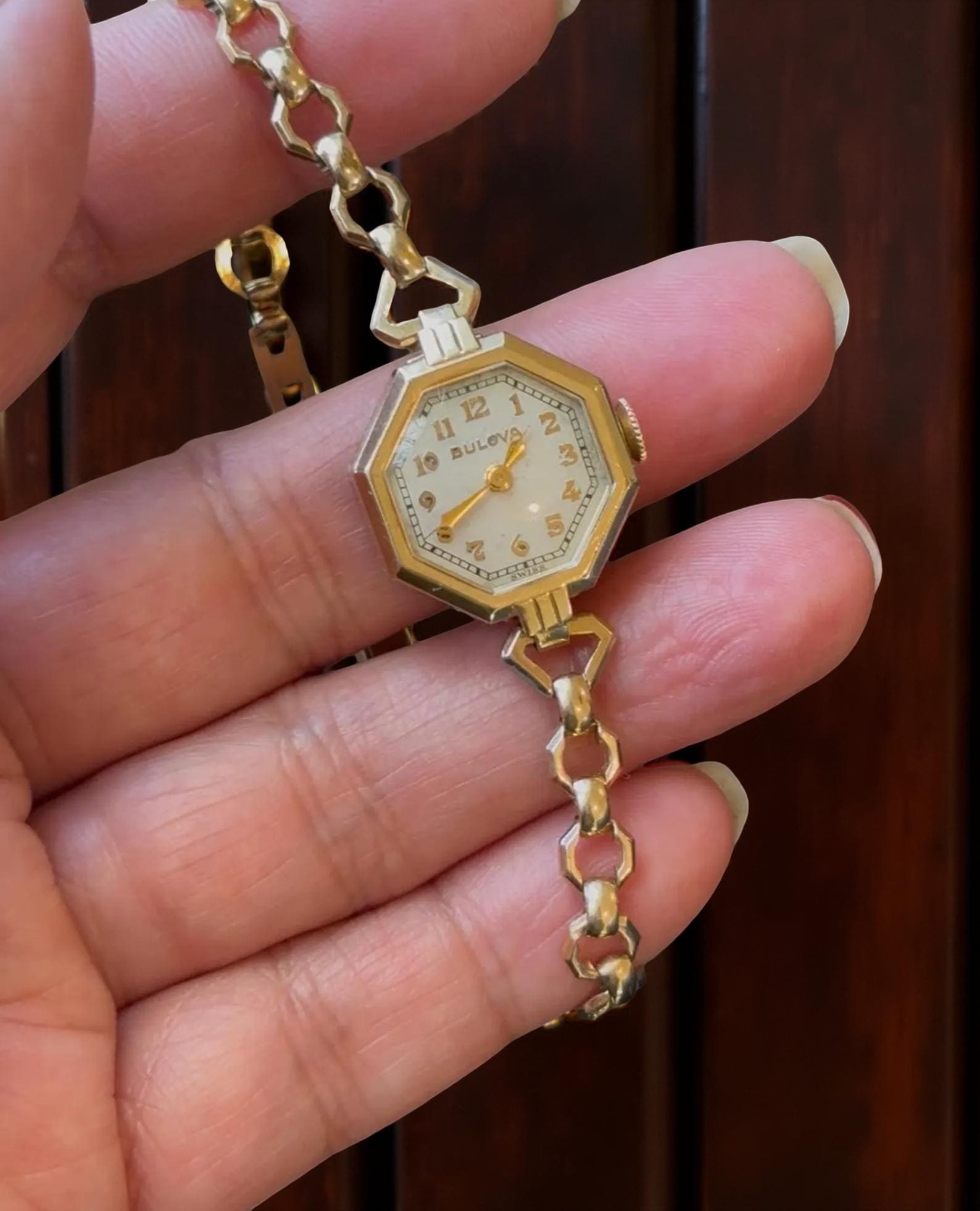 Rare ! Vintage Ladies Watch Collectible Bulova- Octagon  display picture 2