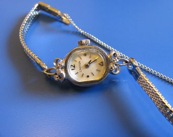 Vintage Amethyst & Diamond Gold Tone Ladies Watch, Madison  display picture 2