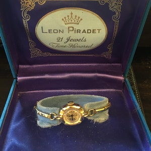 Vintage Ladies watch Leon Pirade  runs well serviced art deco top cometic condition -MWB2 runs well