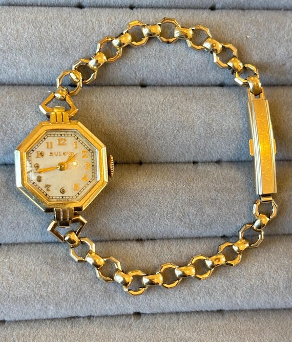Rare ! Vintage Ladies Watch Collectible Bulova- Octagon  display picture 3