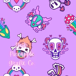 Peut inclure: Un motif sans couture composé de diverses illustrations de dessins animés colorés sur un fond violet. Les illustrations comprennent des crânes, des arcs-en-ciel, des champignons et un personnage avec une bouche arc-en-ciel. Le texte "Pink Pineapple Grafix Co." est également inclus dans le motif.