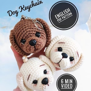 Amigurumi Hund Schlüsselanhänger Muster, gehäkelter Hund Weihnachtsbaum Dekor, gehäkelter Hund Schlüsselbund Muster, süßes Autozubehör Hund, englisches Pdf-Muster