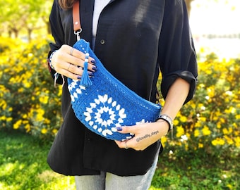 Crochet Banana Bag Pattern - Modern Crossbody Bag Tutorial