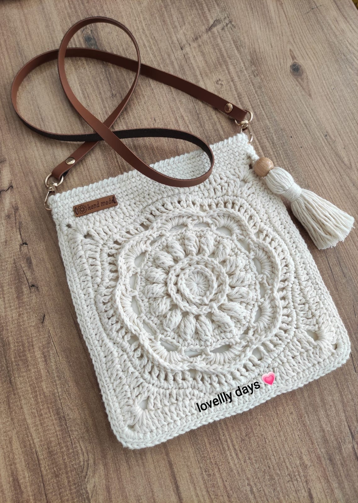 White crochet shoulder bag sale