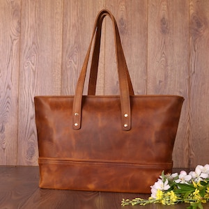 Large Minimalist Leather Tote Bag, Personalized Leather Purse Crossbody Teacher Bag, Tan Carry-all Inside Pocket Organizer Zipper Laptop Bag