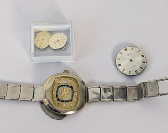 Lot de mouvements de montres vintage : 2 suisses, pour pièces de rechange/réparations