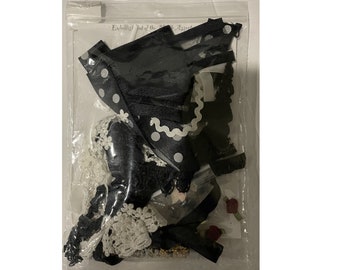 Quilting embelishment kits - White lace, Black Tie