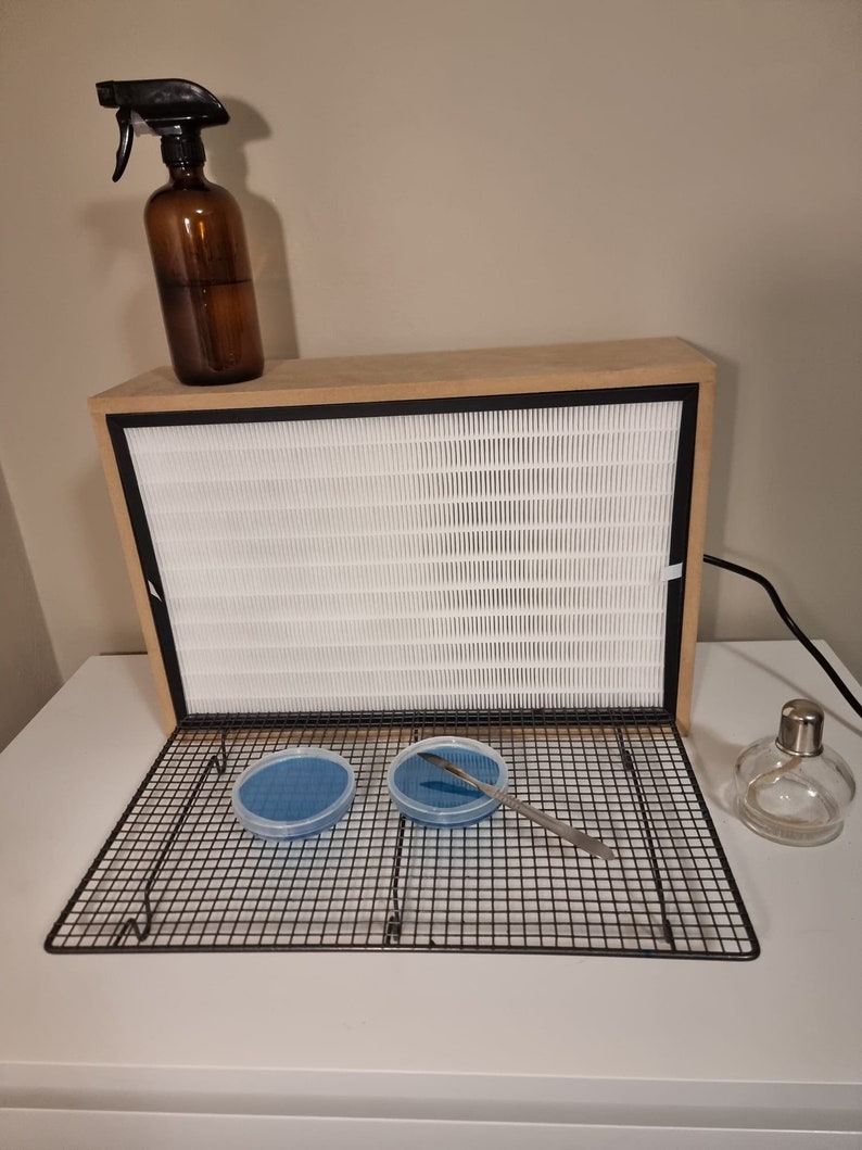 Laminar Flow Hood Hepa Filter 99.5 Filtration 0.3 microns mycology 47cm x 31.5cm x 20cm image 3