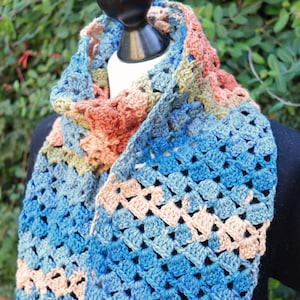 Drunken Granny Crochet Scarf image 2