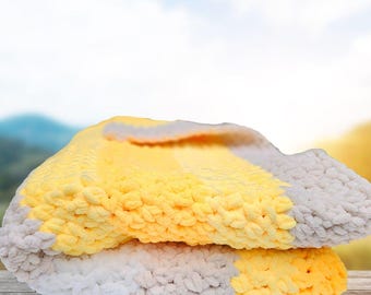 Bulky Yarn Crochet Blanket Pattern: Easy Chunky Throw (PDF Pattern)