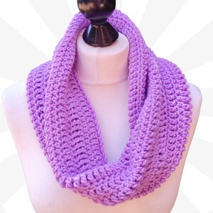 Easy Stitch Sampler Cowl, Easy to Follow Written Crochet Pattern, DIY Cozy Neck warmer, Beginner Friendly Project, Stylish Winter Accessory
