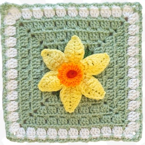 Daffodil 3D Crochet Granny Square, Floral Afghan Block, DIY Textured Pattern, Easy Crochet Project, Vibrant Home Decor Craft