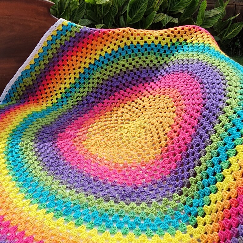 Round Granny Square Baby Blanket Etsy