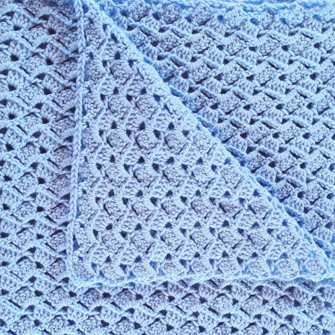 30 Crochet Baby Clothes Bonnets, Booties, Blankets, and Cardigans 6 Baby Blanket Crochet Pattern