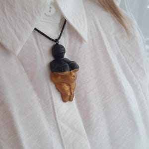 Venus of Willendorf, Prehistoric Sandstone Goddess Figurine, Feminine Divine Energy, Perfect for Spiritual Seekers and Feminism Fans