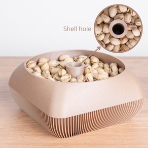 Wooden pistachio appetizer bowl - Double compartment with storage for nuts - Unique Gift - Table Accessory