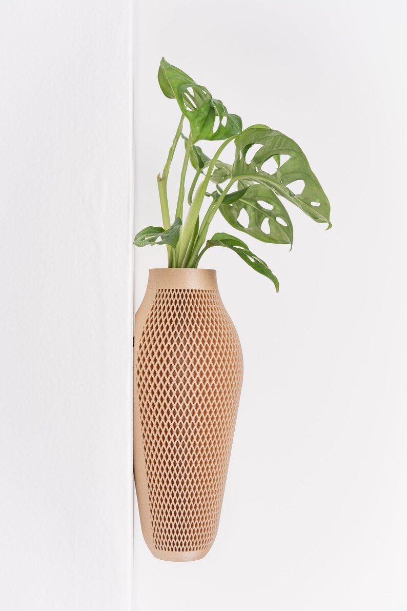 Wooden wall vase, Dried flower vase, Minimalist vase, Wall decoration vase, Propagation station, Plant lover gift, Air plant holder image 4