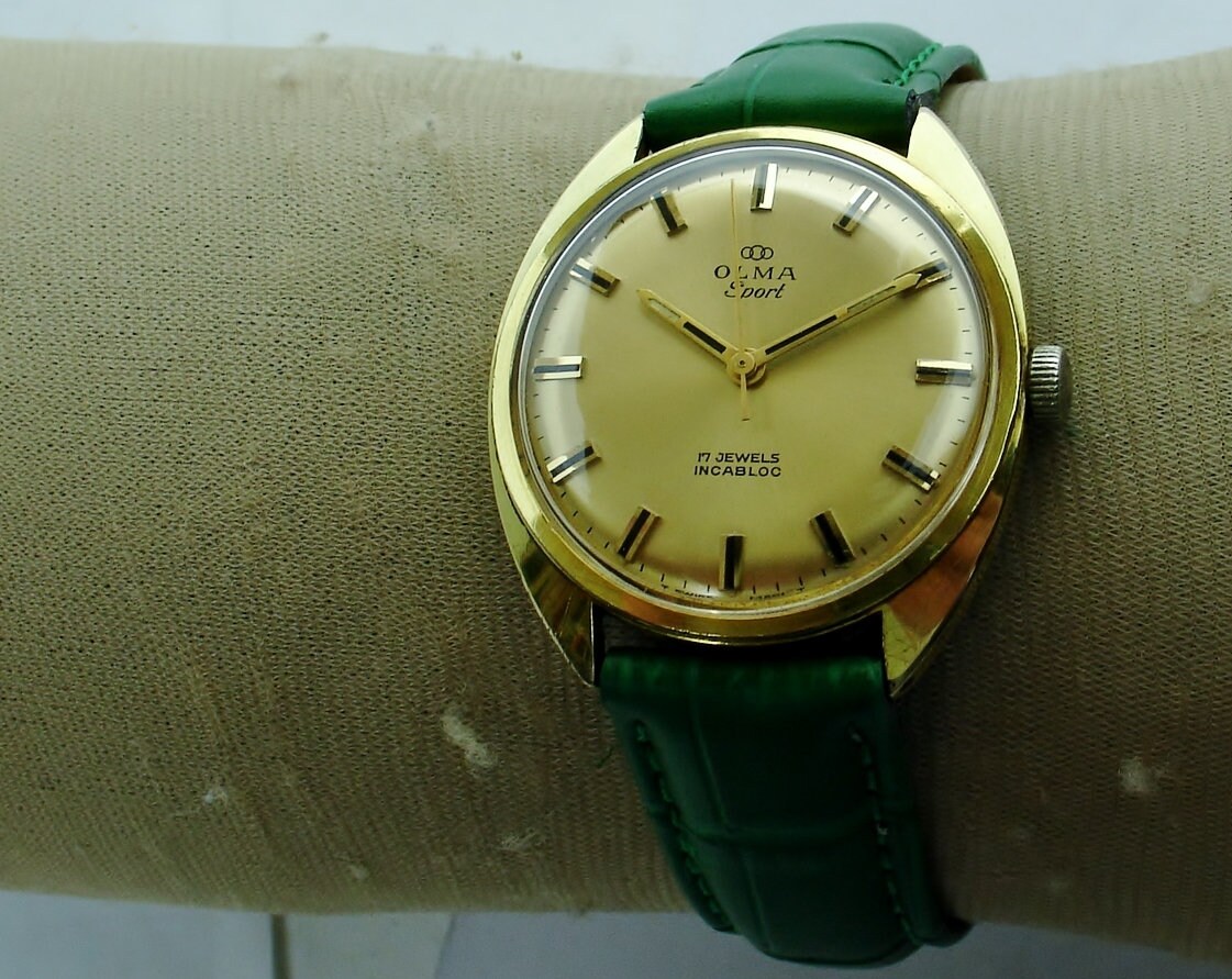 Olma top sport watch