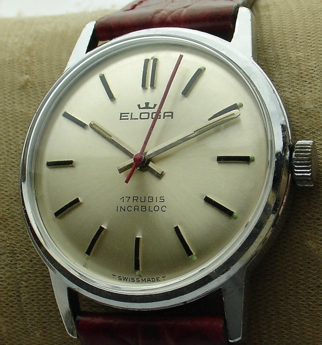 Montre pendentif suisse de marque célèbre - remontage manuel