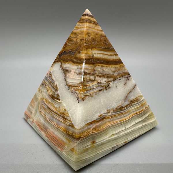 Green Onyx Crystal Pyramid 8cm,Grade Multi Green Marble Onyx Pyramid, Healing Crystals, Onyx Pyramid,Onyx crystal,Banded Calcite/Onyx pyrami