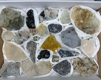 Stunning set of WHOLESALE minerals,natural minerals,Bulgaria mineralswolesale minerals, wholesale box,coulor box mineral, gift BOX,collectio