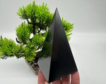 12CM Shungite Pyramid .Shungite Crystal Pyramid,Healing Crystal,Highly Energetic Metaphysical,EMF UNProtection,Polished Pyramid,5GProtection