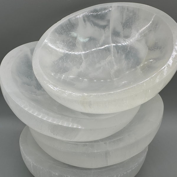 ONE(1) Selenite Charging Crystal Bowl, Selenite Crystal Charging Station, Natural Moroccan White Selenite Hand-Carved Bowl, Souvenir gift